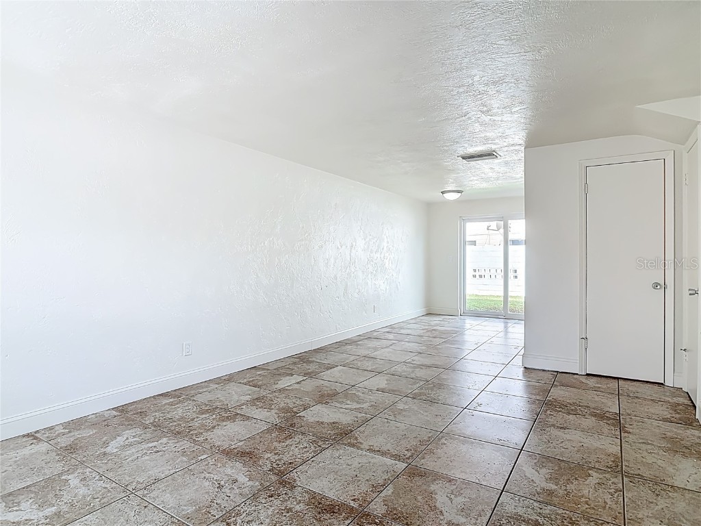 1610 S Palmetto Avenue #4 South Daytona FL 32119 V4944955 image7