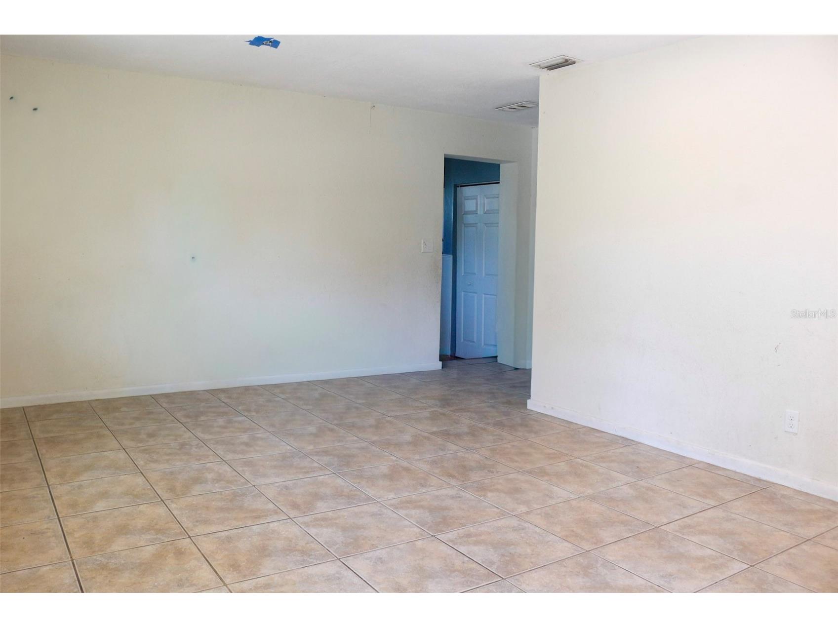 1610 SE 2nd Street Ruskin FL 33570 TB8490642 image2