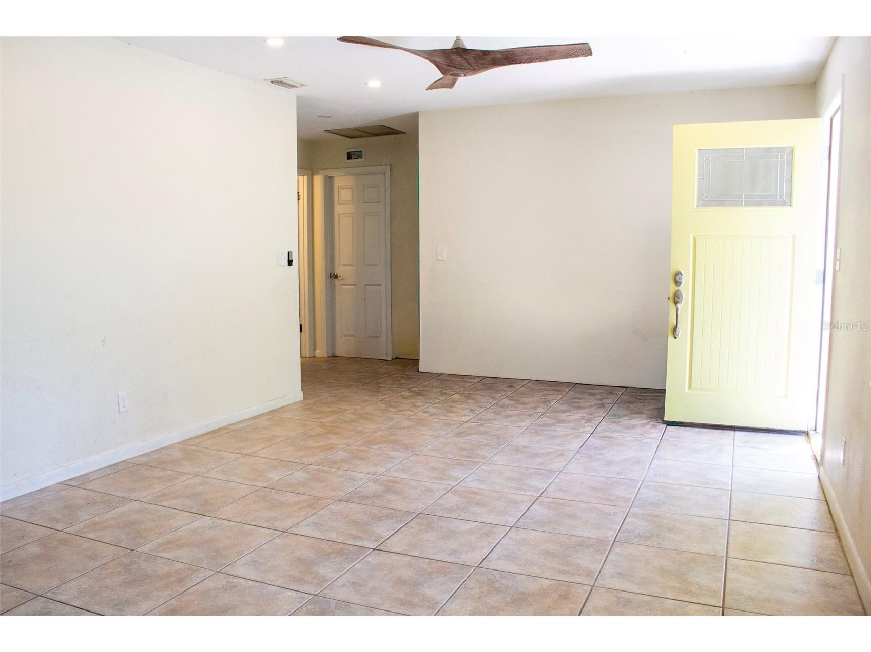 1610 SE 2nd Street Ruskin FL 33570 TB8490642 image3