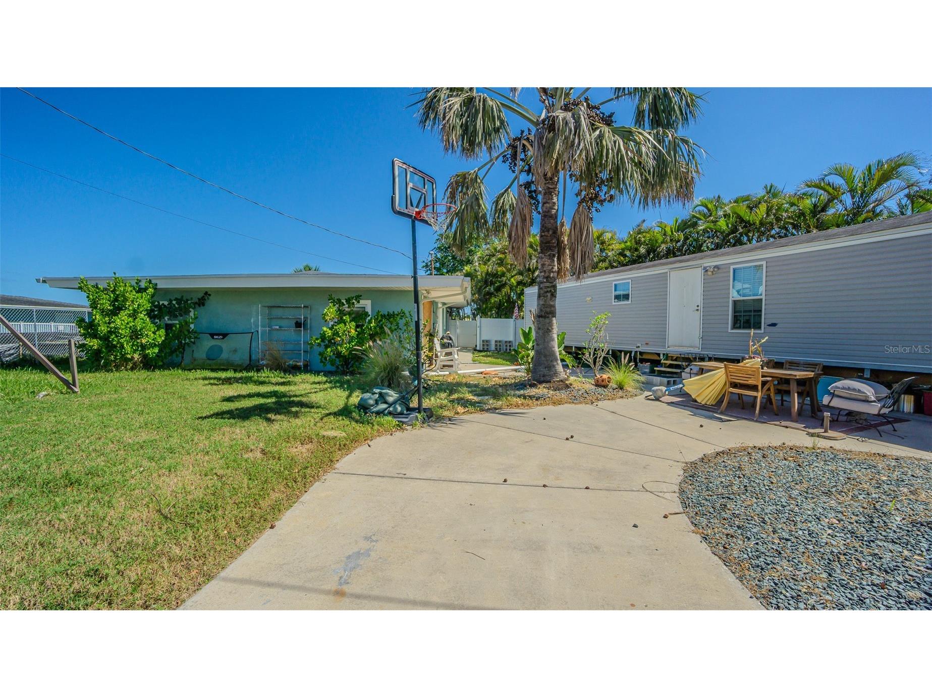 16101 4th Street E Redington Beach FL 33708 TB8502876 image3