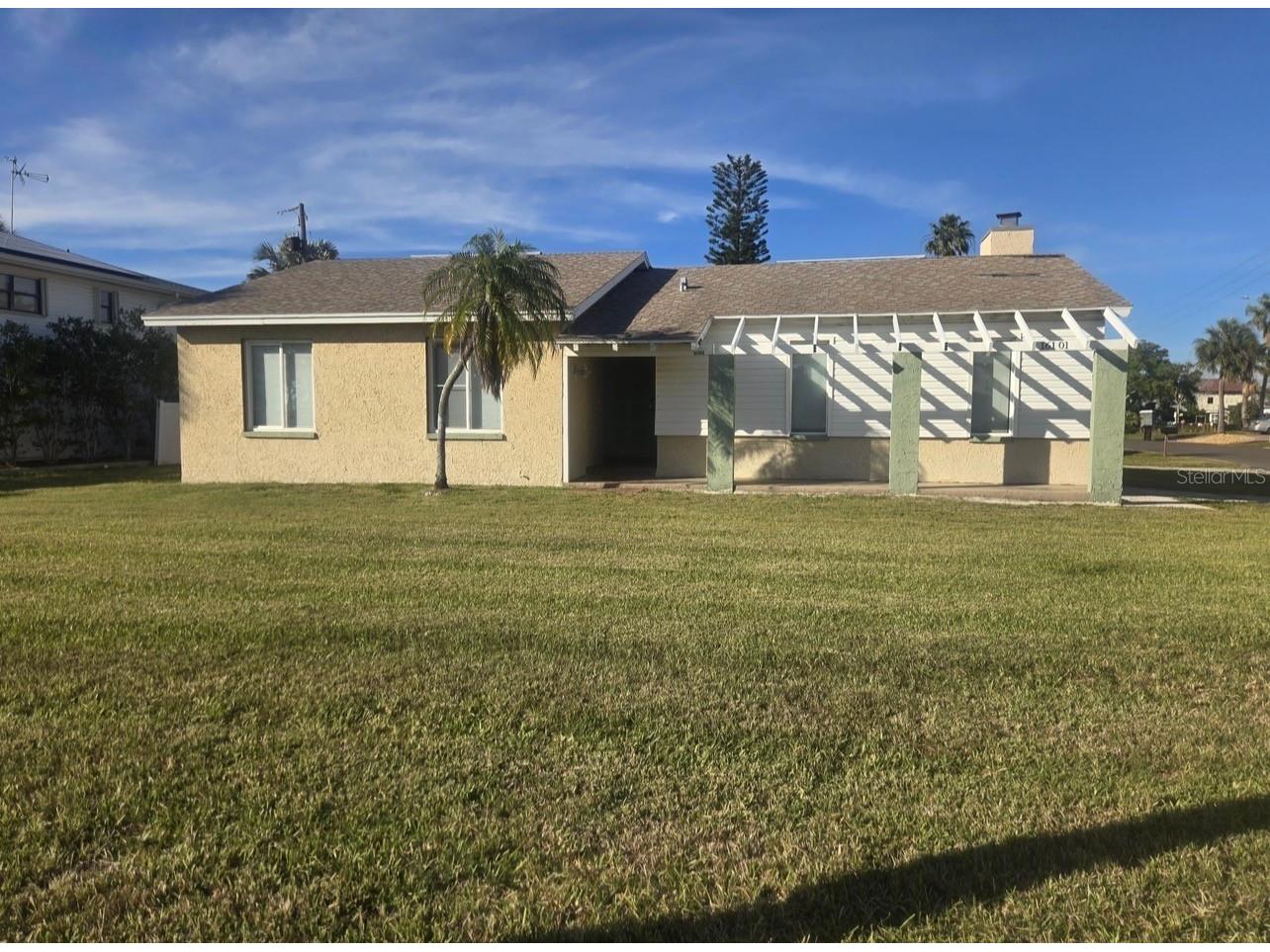 16101 Gulf Boulevard Redington Beach FL 33708 G5112259 image1