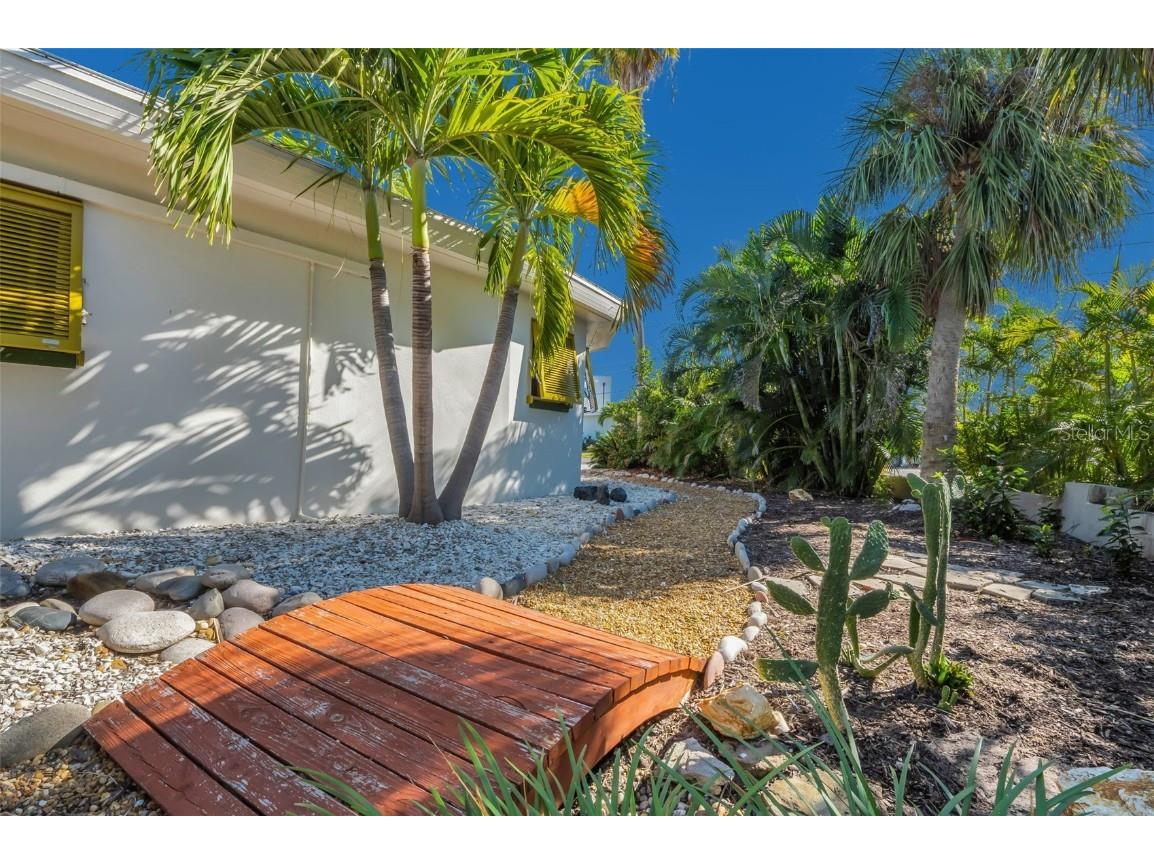 16101 Redington Drive Redington Beach FL 33708 TB8450871 image19