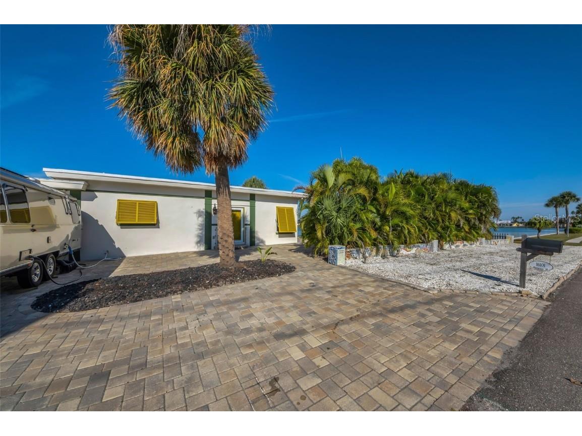 16101 Redington Drive Redington Beach FL 33708 TB8450871 image41