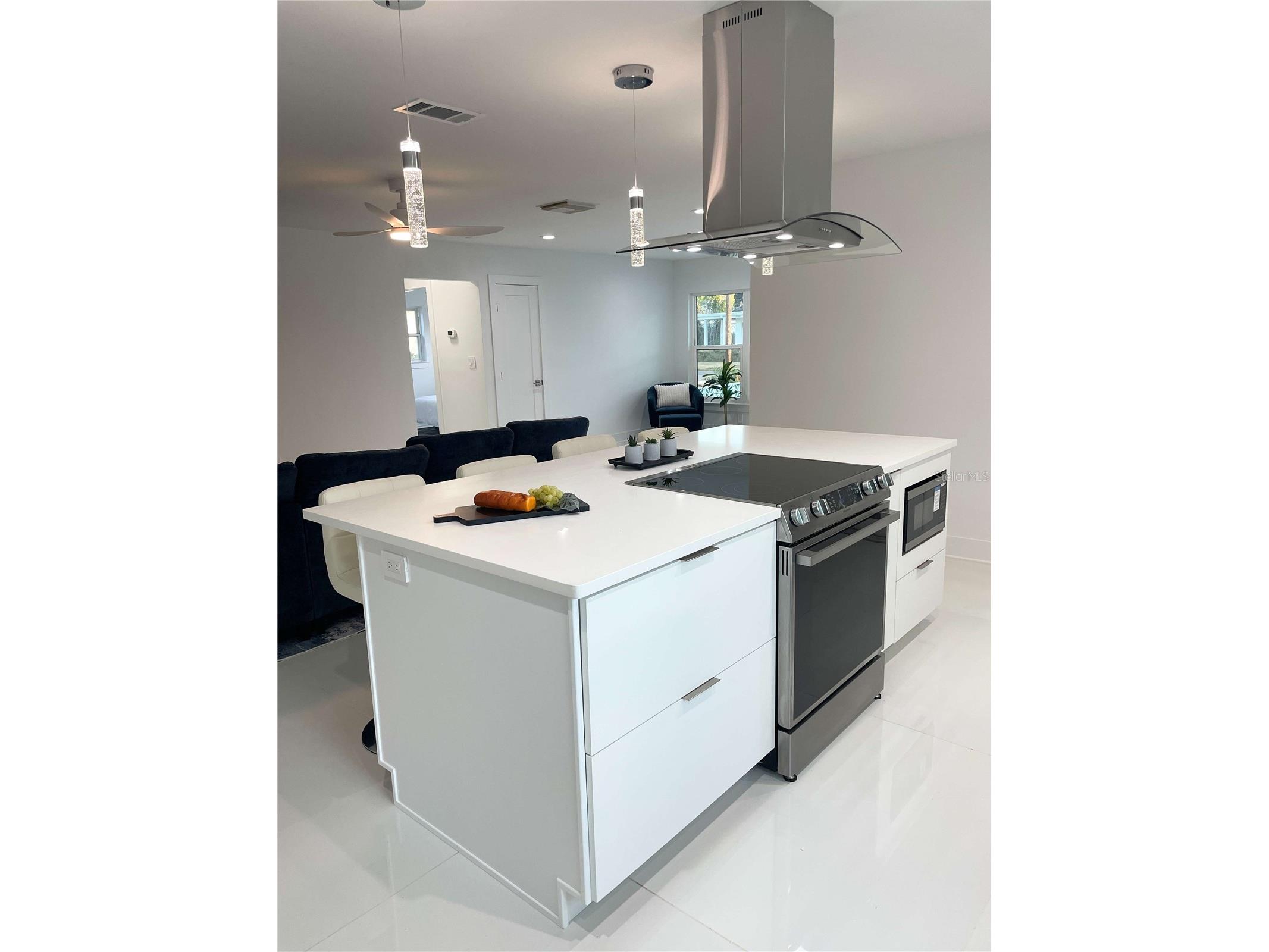 16102 1st Street E Redington Beach FL 33708 TB8477895 image6