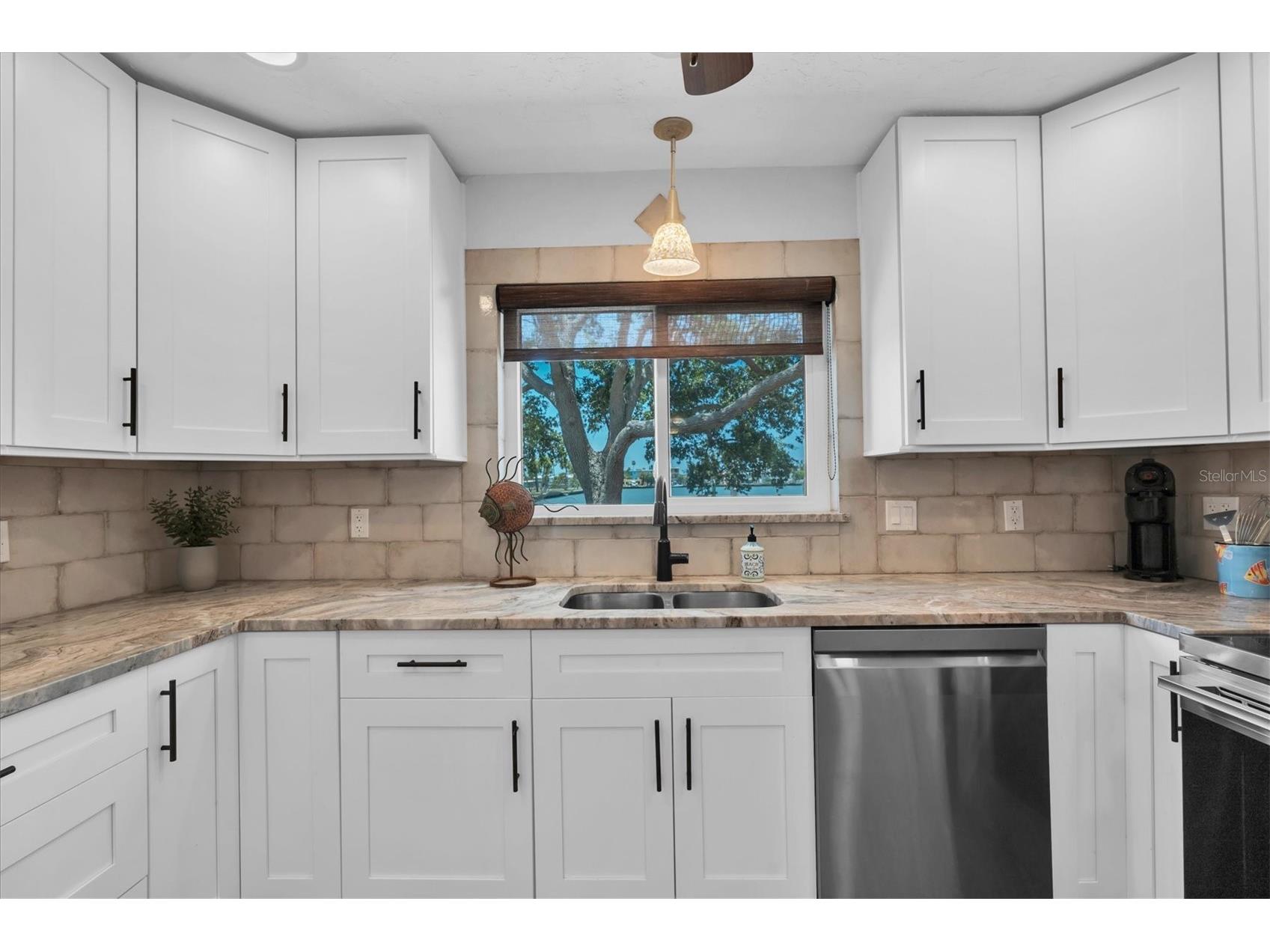 16102 4th Street E Redington Beach FL 33708 - BOCA CIEGA BAY TB8527737 image13