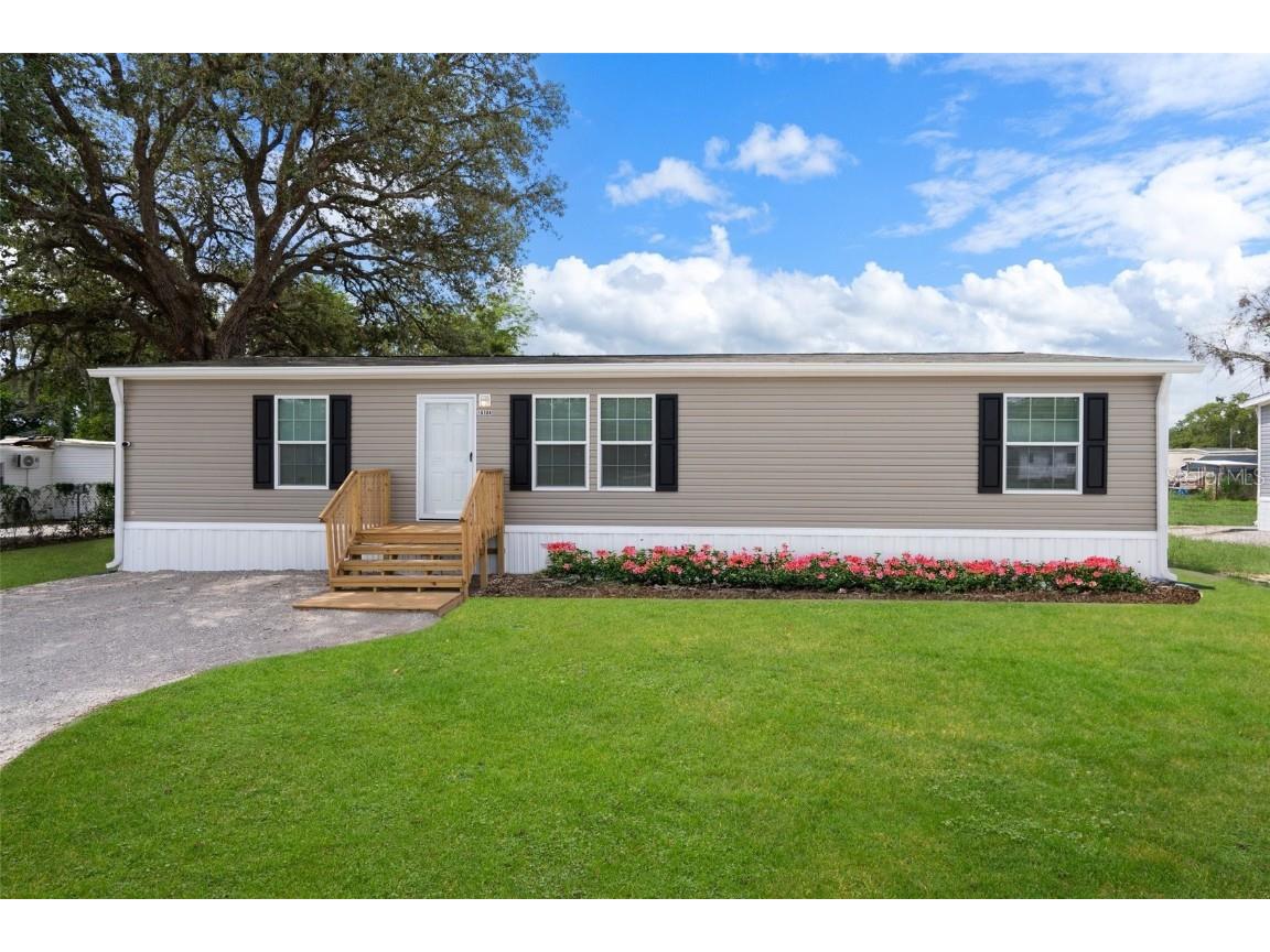 16104 Naples Street Brooksville FL 34604 W7876915 image1