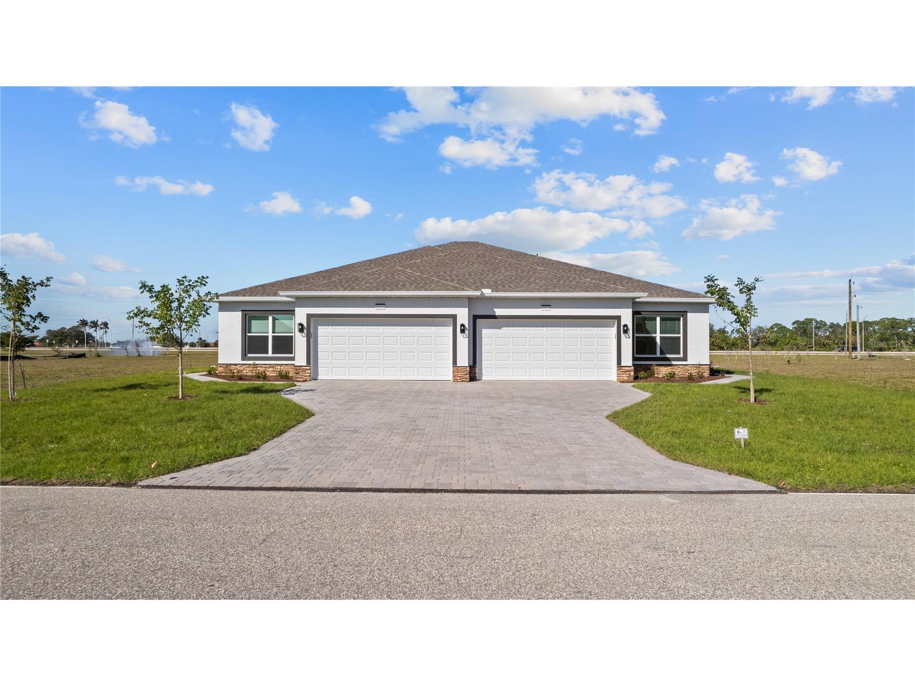 16105-16107 Badalona Drive Punta Gorda FL 33955 C7526492 image1