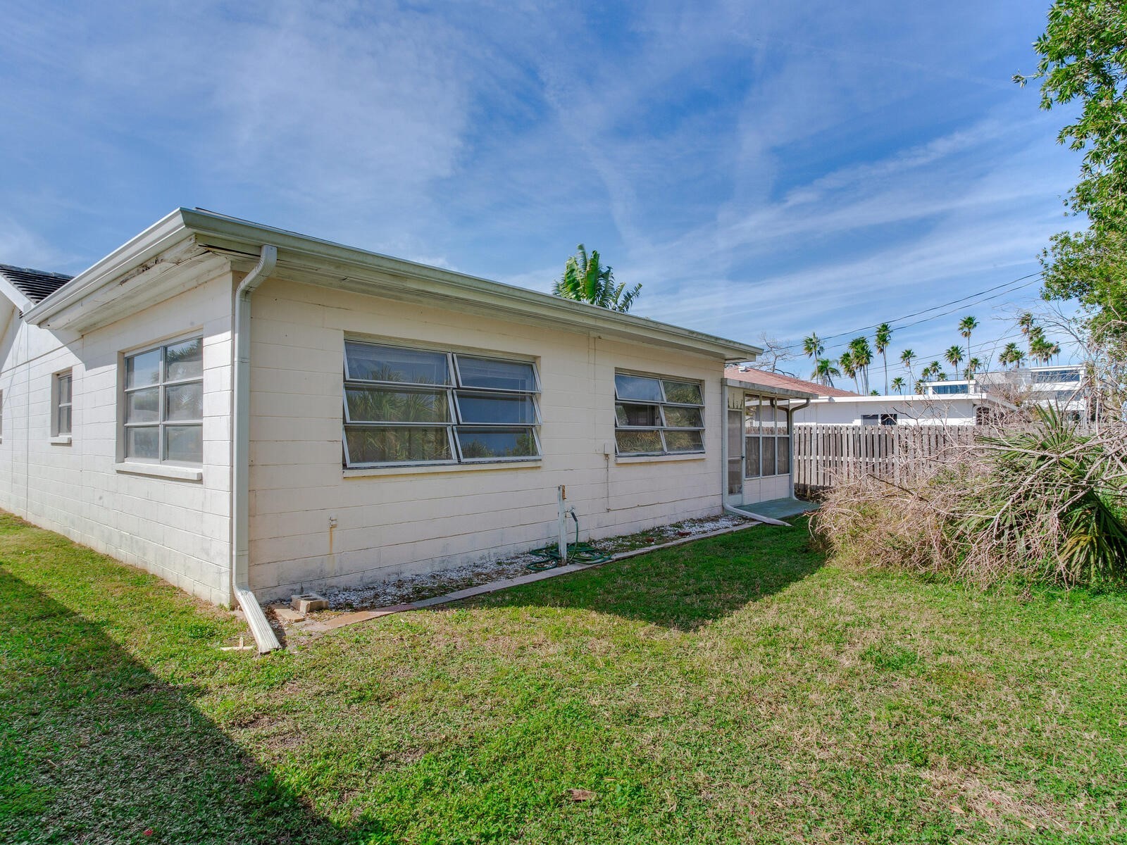 16105 1st Street E Redington Beach FL 33708 TB8465279 image12