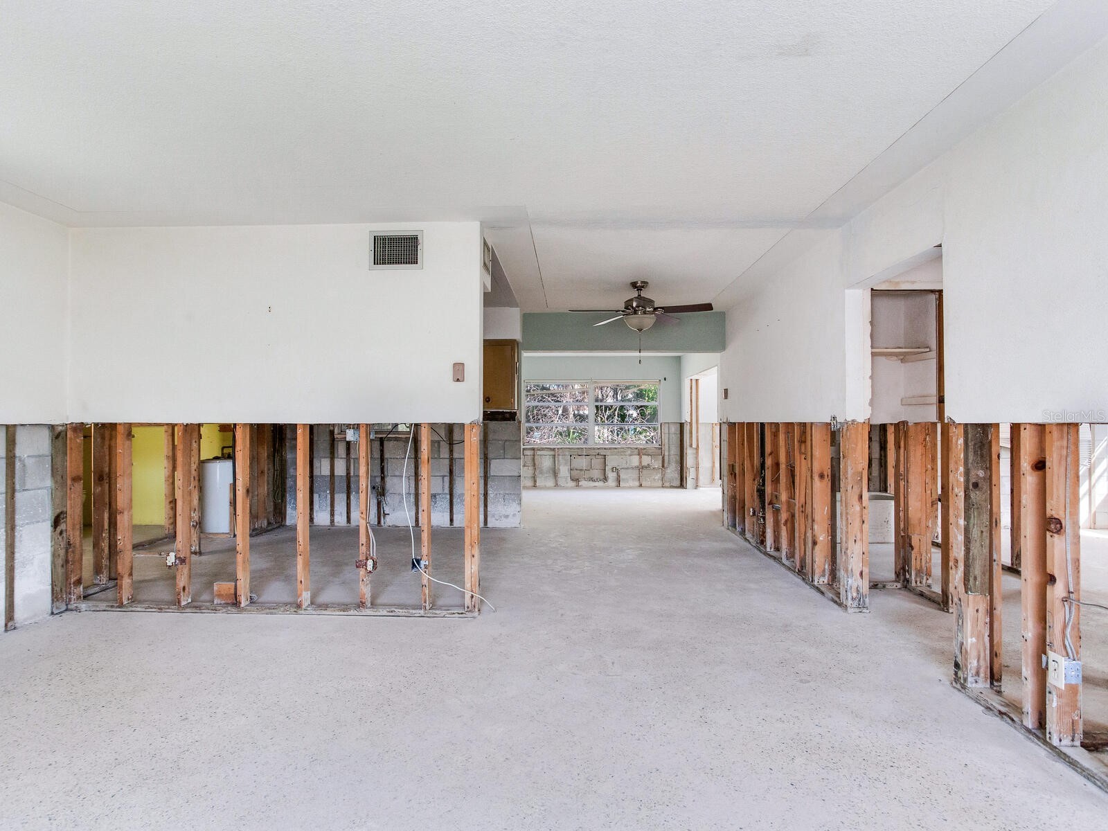 16105 1st Street E Redington Beach FL 33708 TB8465279 image15