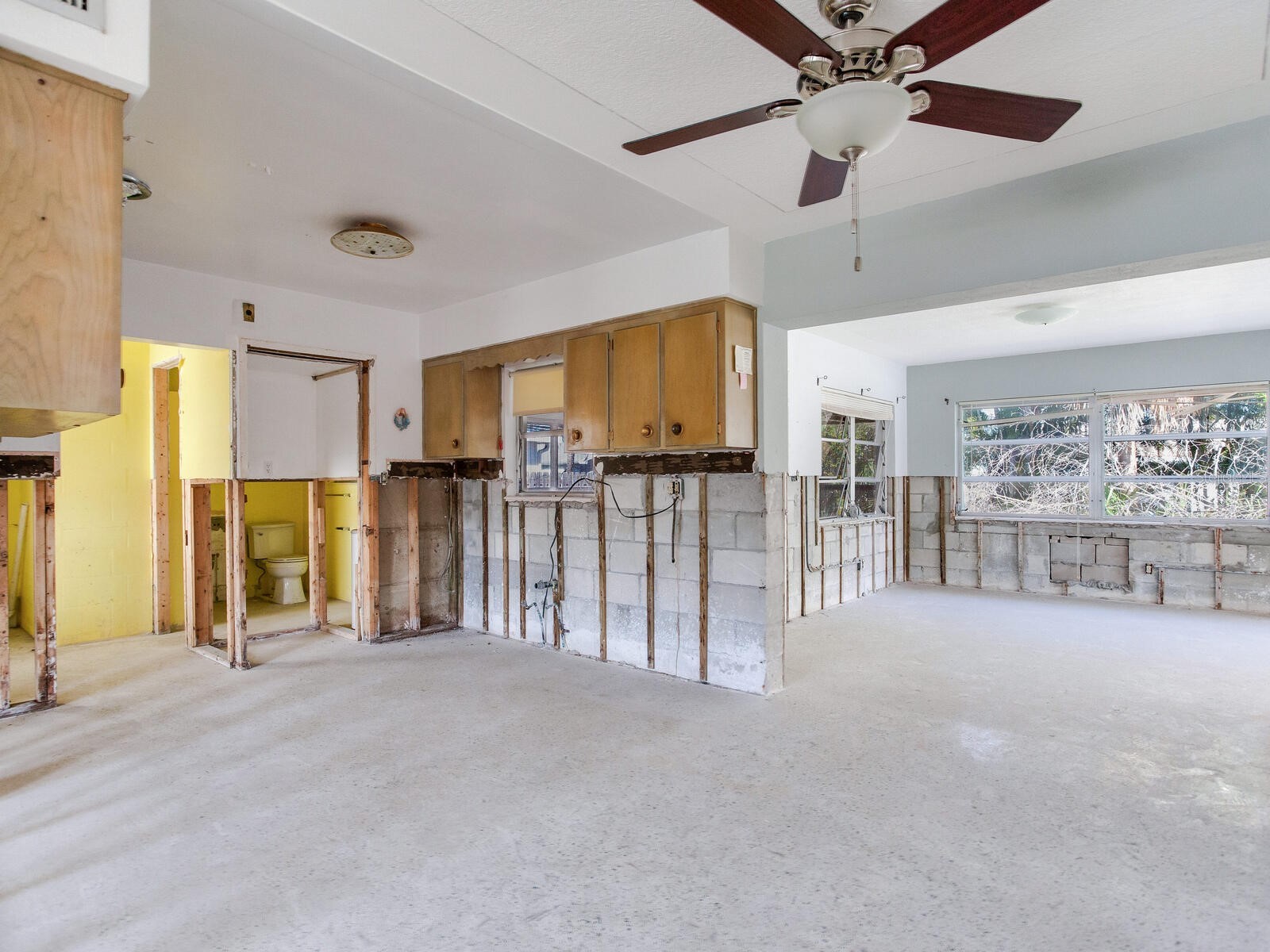 16105 1st Street E Redington Beach FL 33708 TB8465279 image16