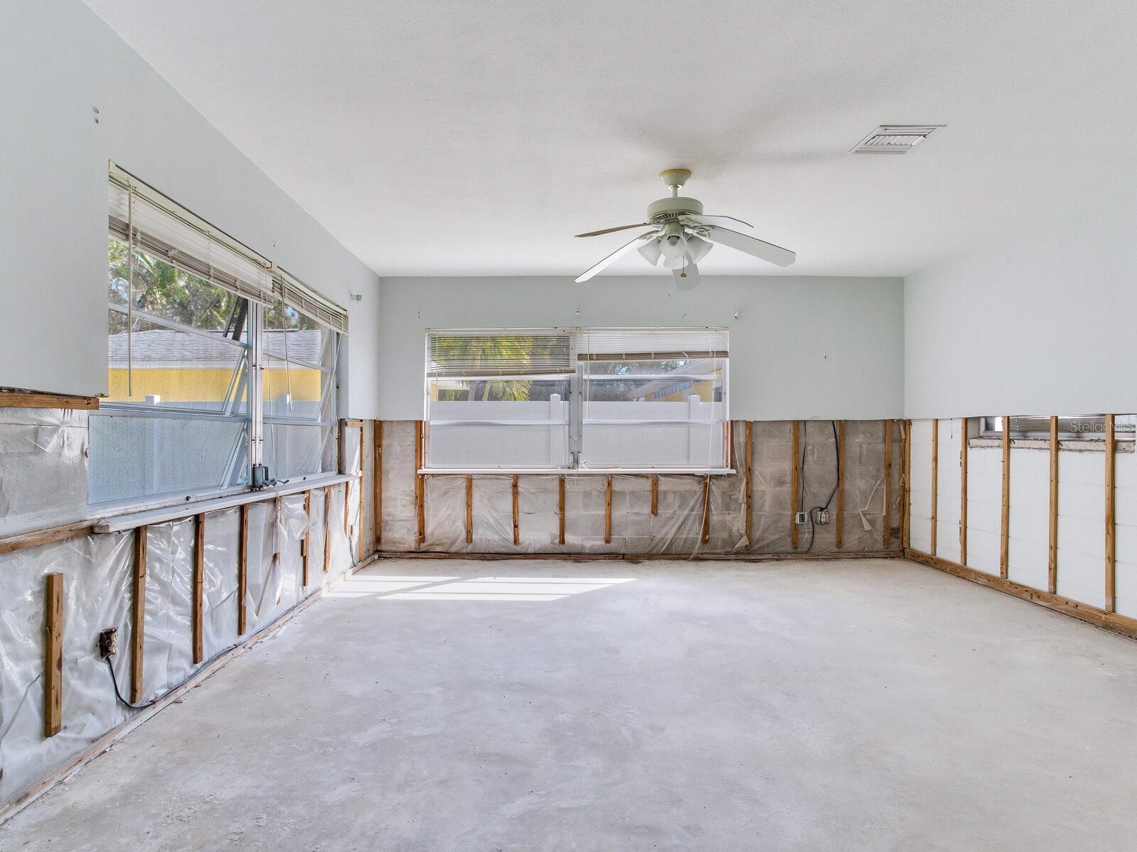16105 1st Street E Redington Beach FL 33708 TB8465279 image20