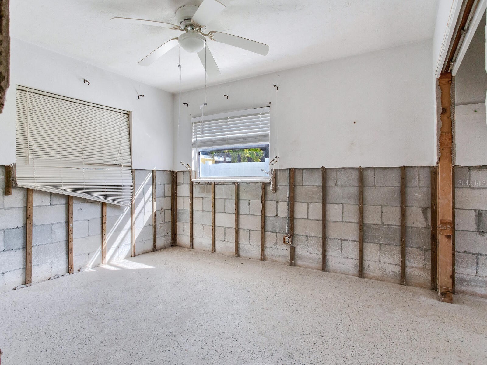 16105 1st Street E Redington Beach FL 33708 TB8465279 image22