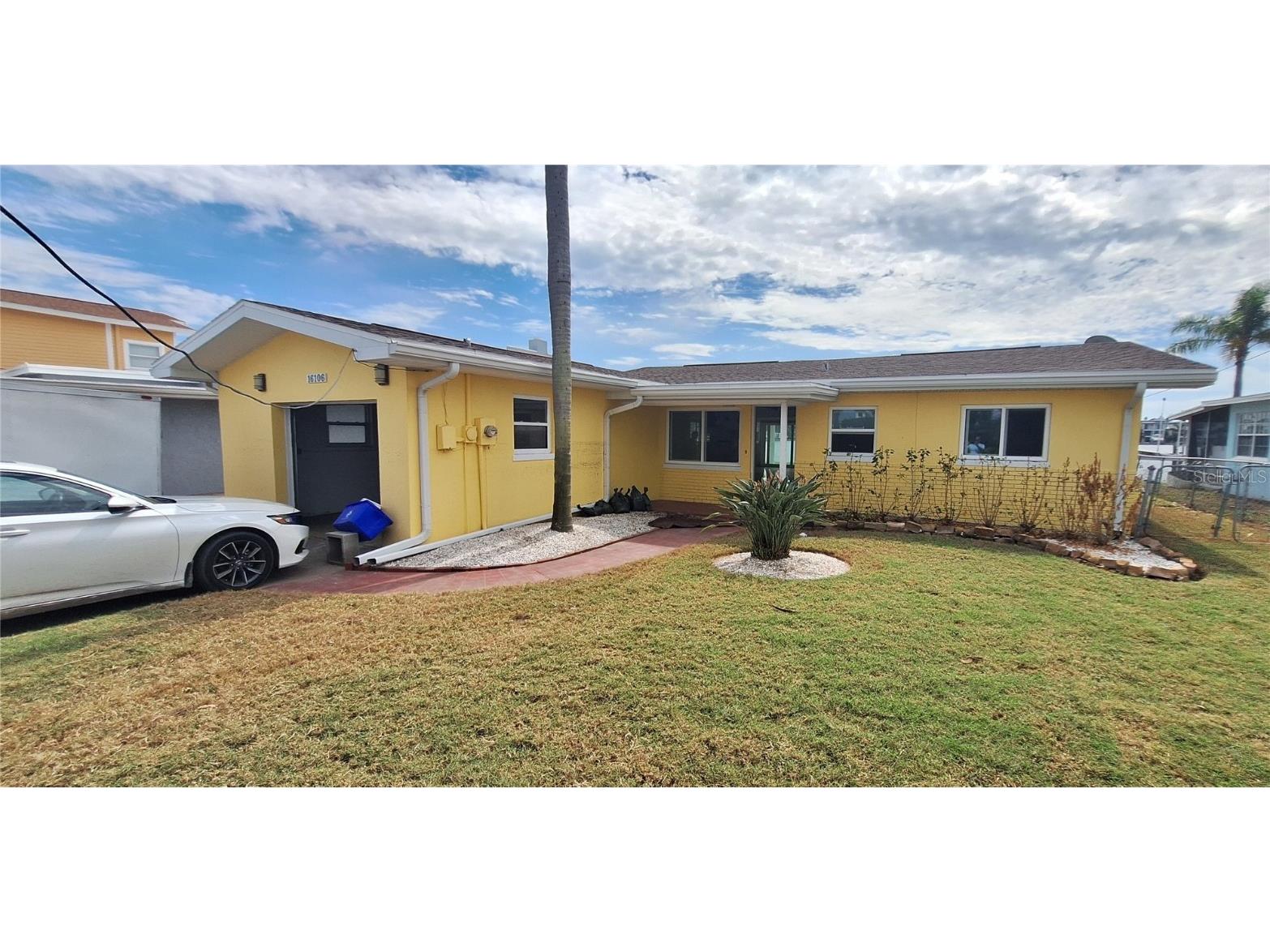 16106 4th Street E Redington Beach FL 33708 TB8309550 image1
