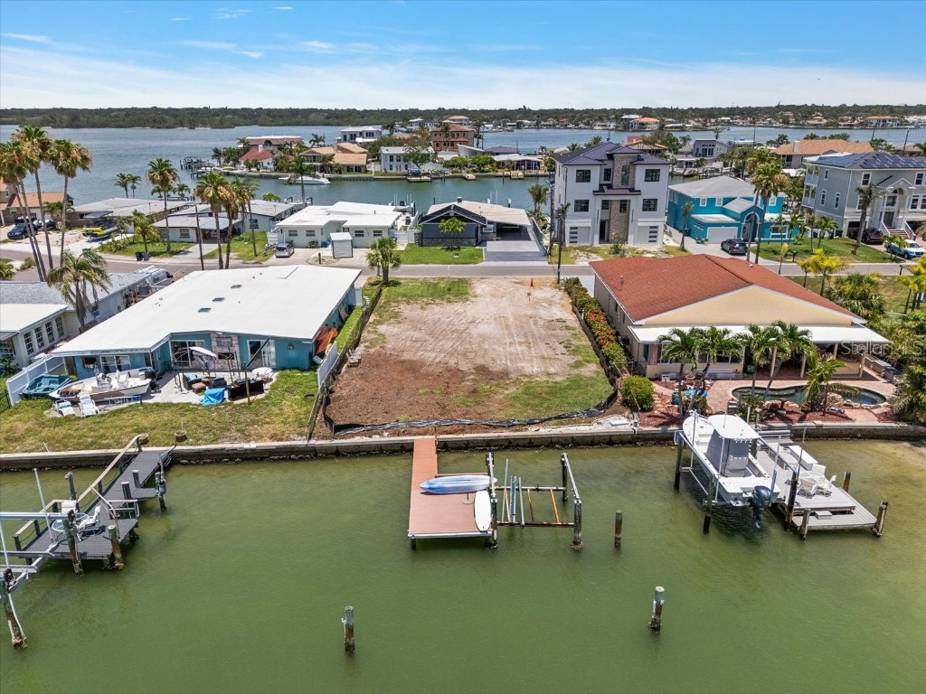 16106 5th Street E Redington Beach FL 33708 TB8394612 image1