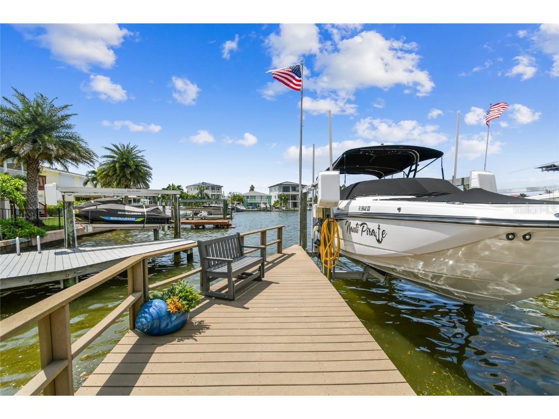 16106 6th Street E Redington Beach FL 33708 - INTRACOASTAL WATERWAY/CANAL TB8396498 image10