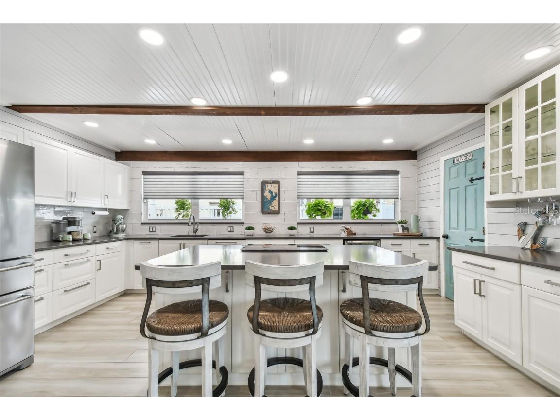 16106 6th Street E Redington Beach FL 33708 - INTRACOASTAL WATERWAY/CANAL TB8396498 image15