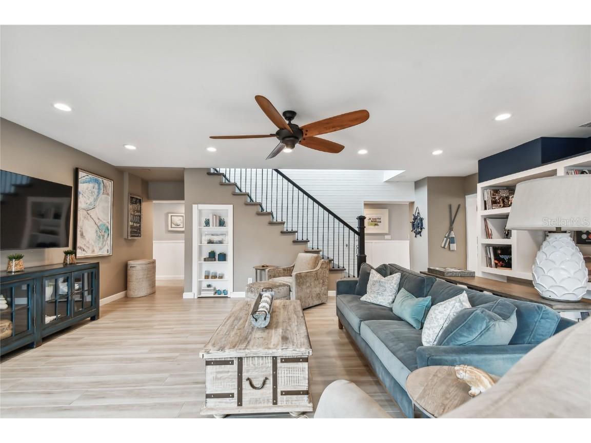 16106 6th Street E Redington Beach FL 33708 - INTRACOASTAL WATERWAY/CANAL TB8396498 image16