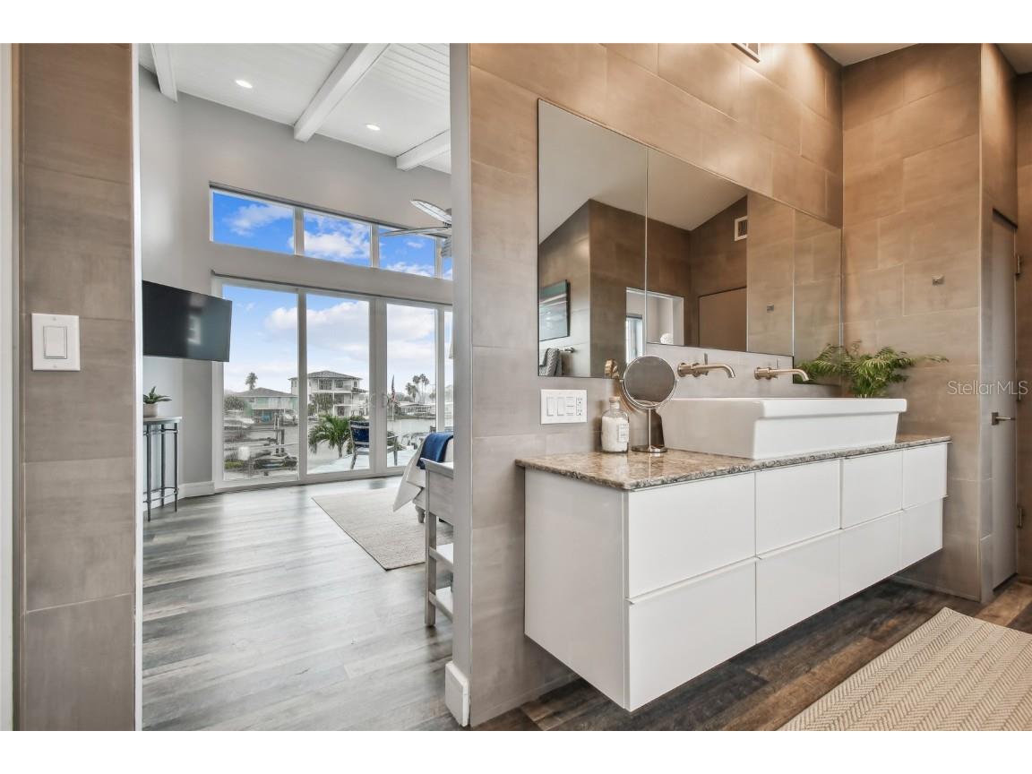 16106 6th Street E Redington Beach FL 33708 - INTRACOASTAL WATERWAY/CANAL TB8396498 image30