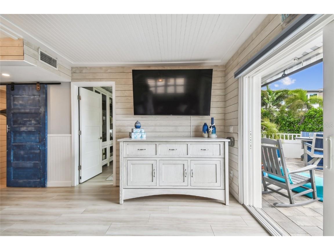 16106 6th Street E Redington Beach FL 33708 - INTRACOASTAL WATERWAY/CANAL TB8396498 image37