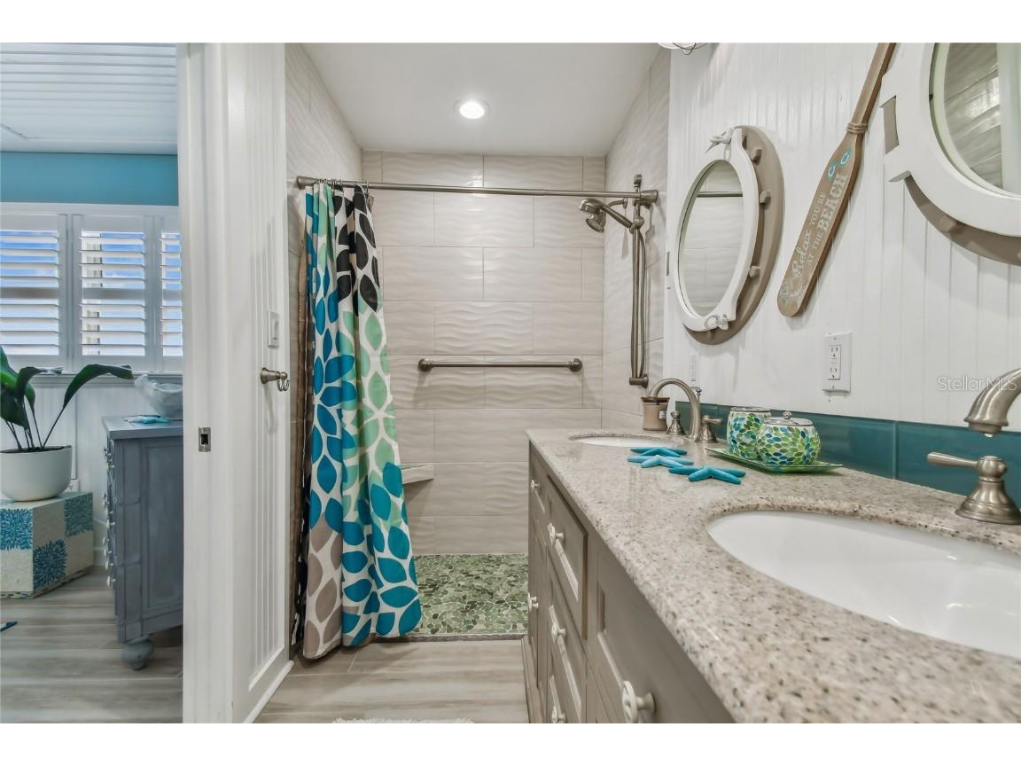 16106 6th Street E Redington Beach FL 33708 - INTRACOASTAL WATERWAY/CANAL TB8396498 image41