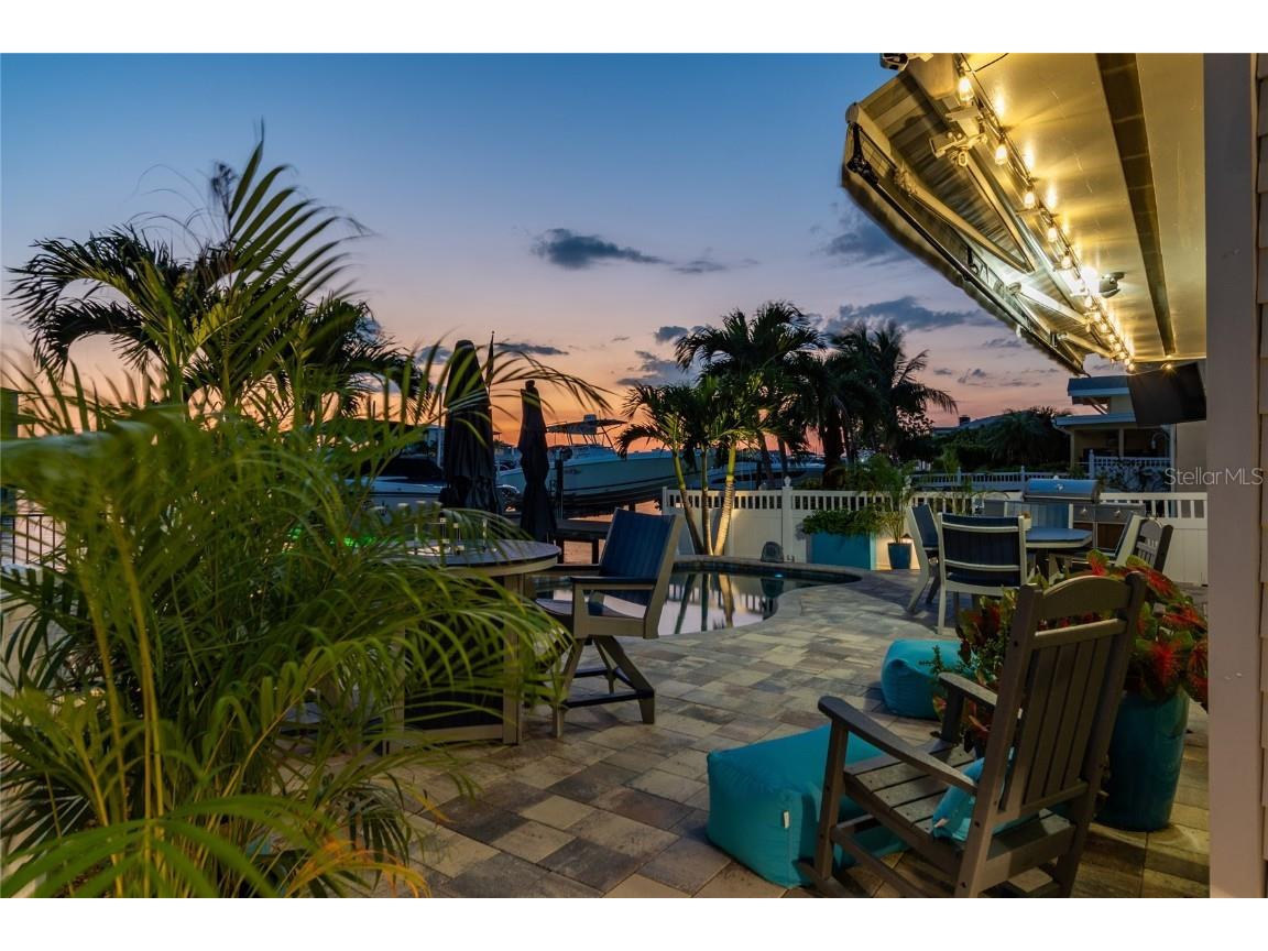 16106 6th Street E Redington Beach FL 33708 - INTRACOASTAL WATERWAY/CANAL TB8396498 image48