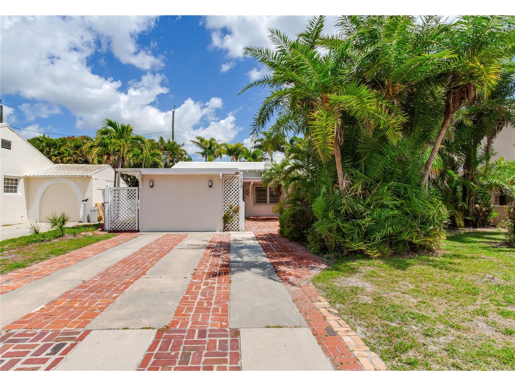 16107 Gulf Boulevard Redington Beach FL 33708 TB8496971 image14