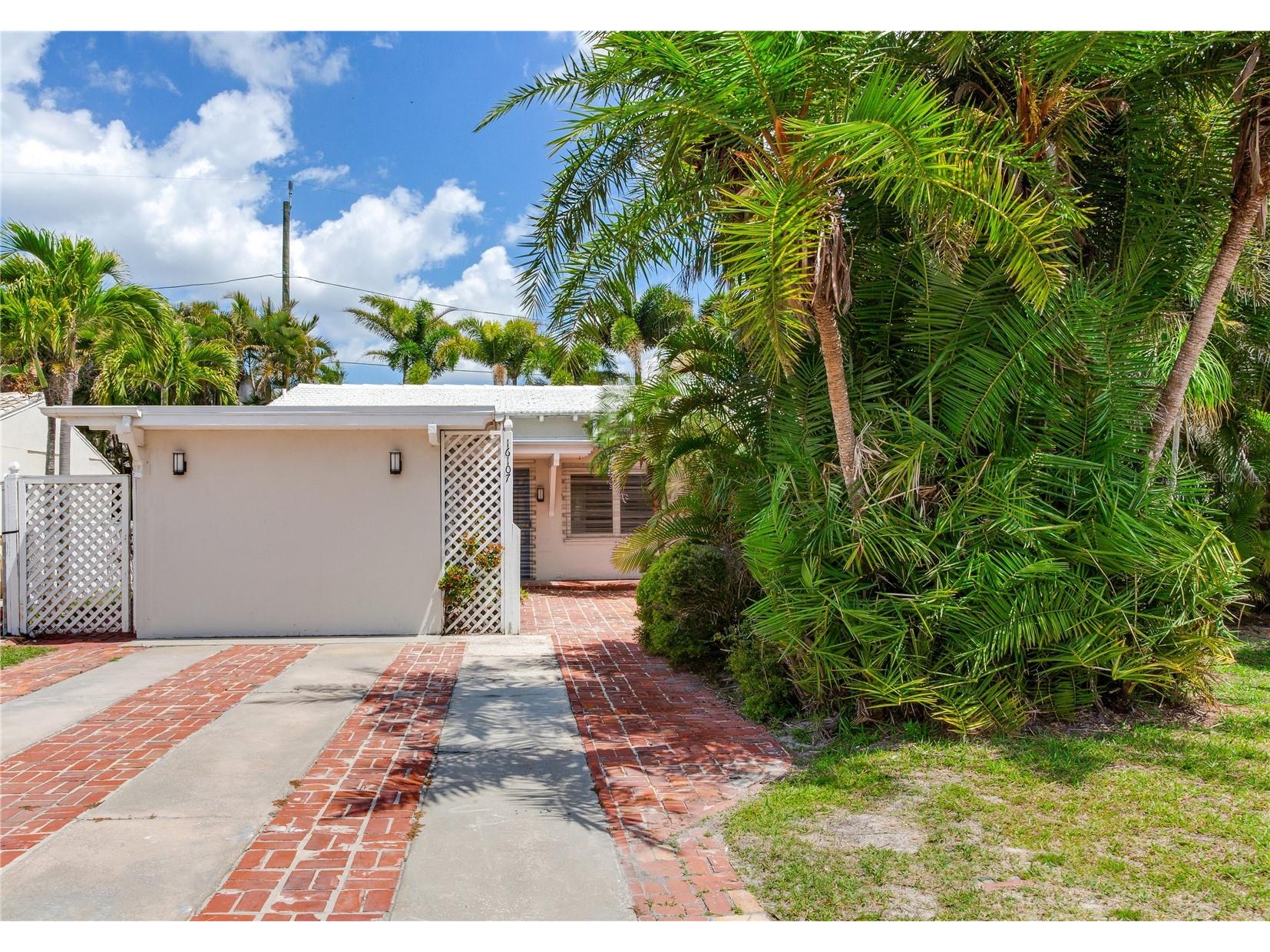 16107 Gulf Boulevard Redington Beach FL 33708 TB8496971 image15