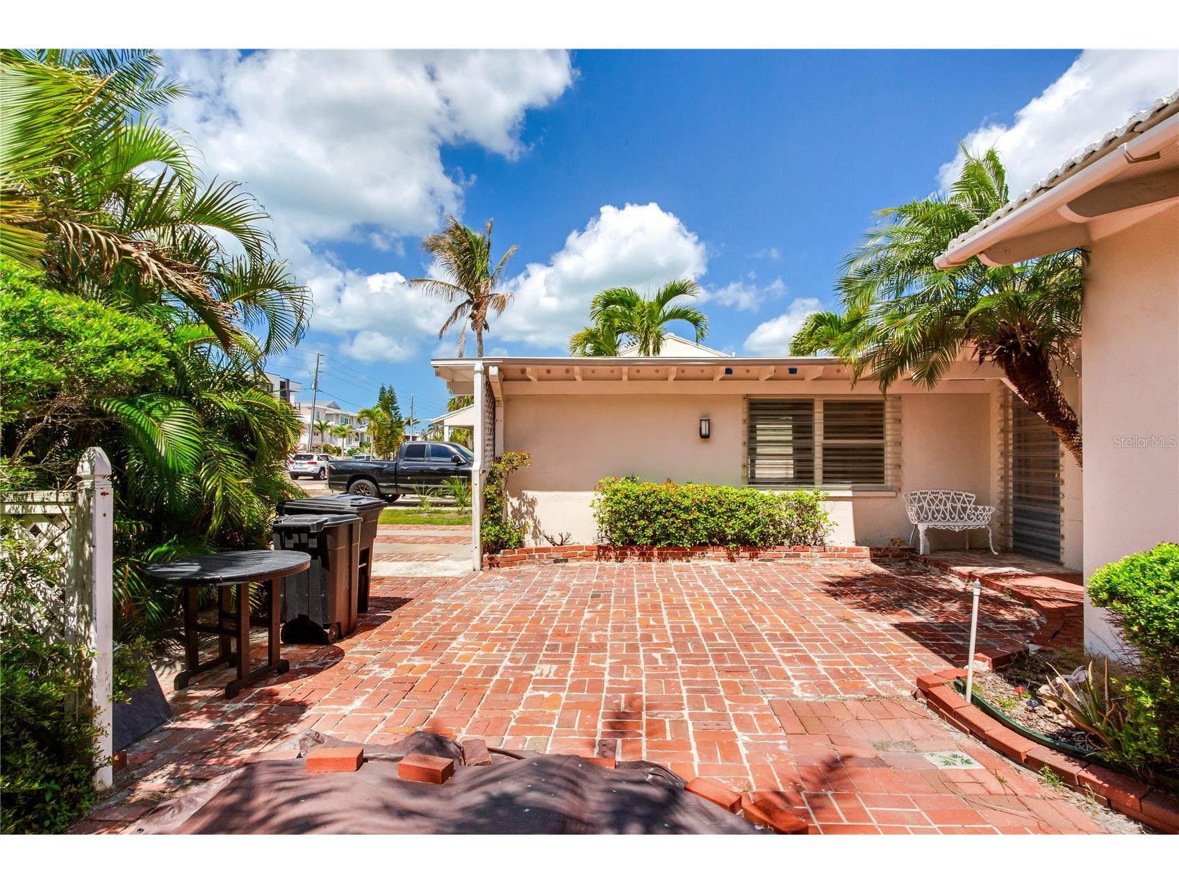 16107 Gulf Boulevard Redington Beach FL 33708 TB8496971 image8