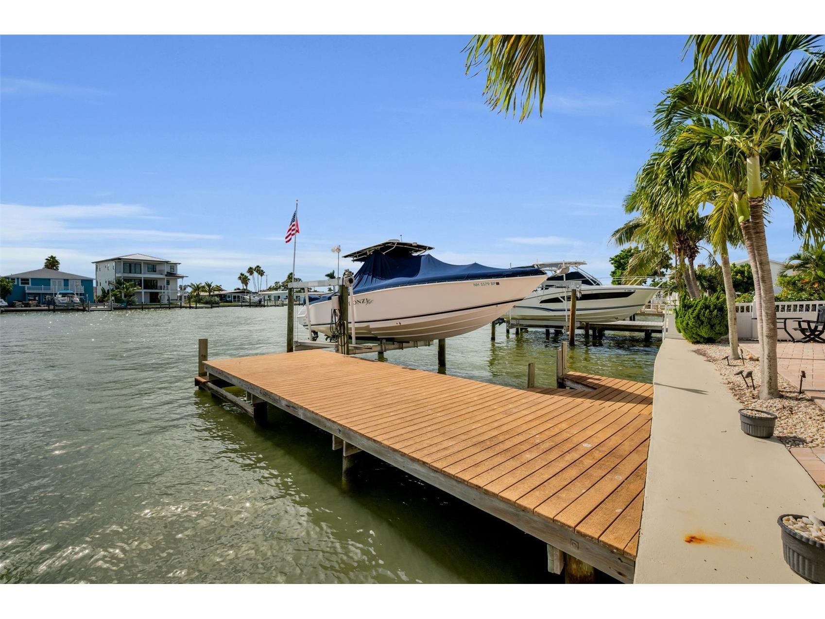 16108 6th Street E Redington Beach FL 33708 - CANAL OFF OF BOCA CIEGA BAY TB8435076 image1
