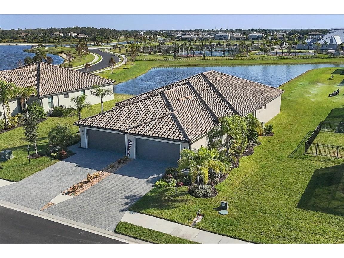 16108 Sunny Day Drive Bradenton FL 34211 A4588824 image1