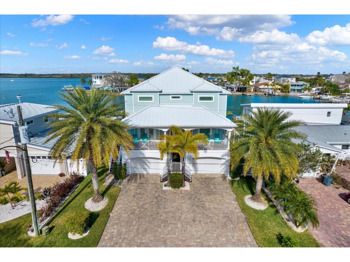 16109 4th Street E Redington Beach FL 33708 - INTRACOASTAL WATERWAY U8229704 image1