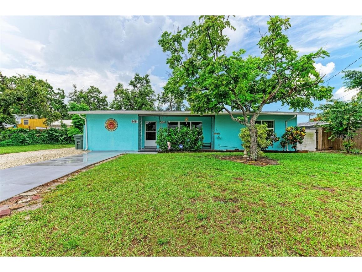 1611 15th Avenue W Bradenton FL 34205 A4659913 image1