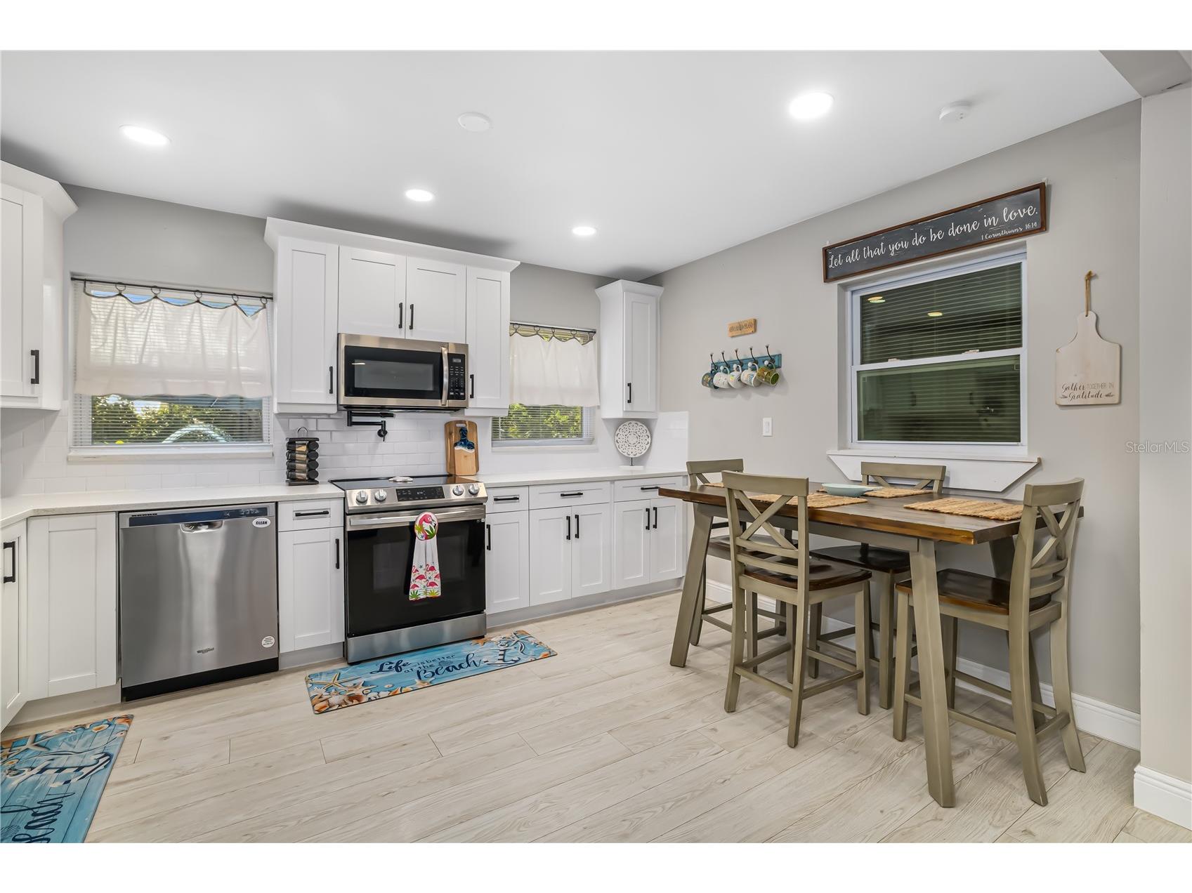1611 27th Street W Bradenton FL 34205 A4698318 image10