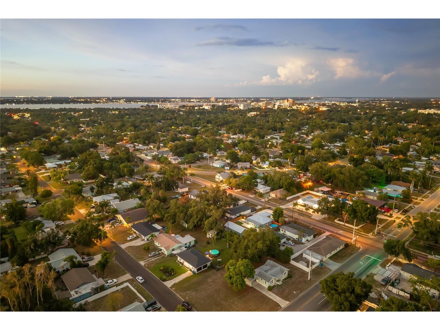 1611 27th Street W Bradenton FL 34205 A4698318 image32
