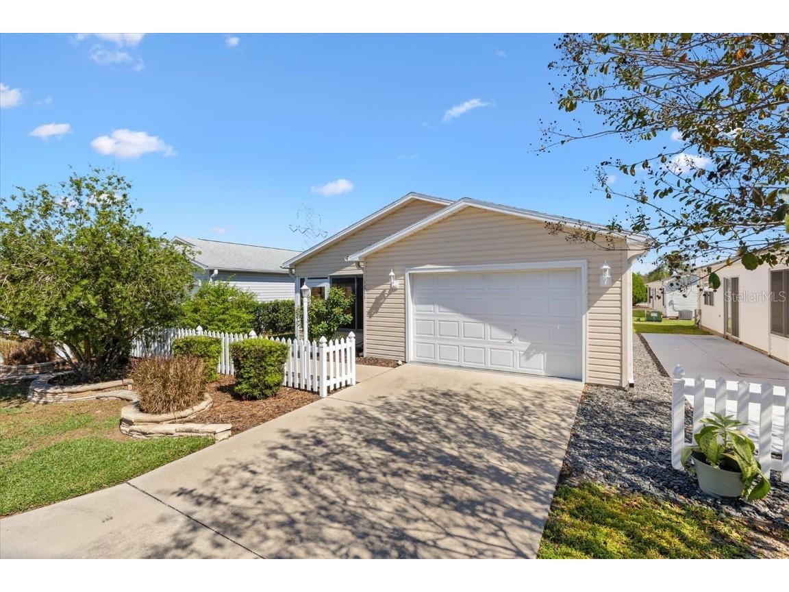 1611 Campos Drive The Villages FL 32162 G5103090 image2