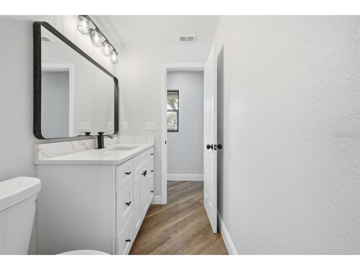 1611 Canal Court Tavares FL 32778 - LAKE EUSTIS G5105084 image25