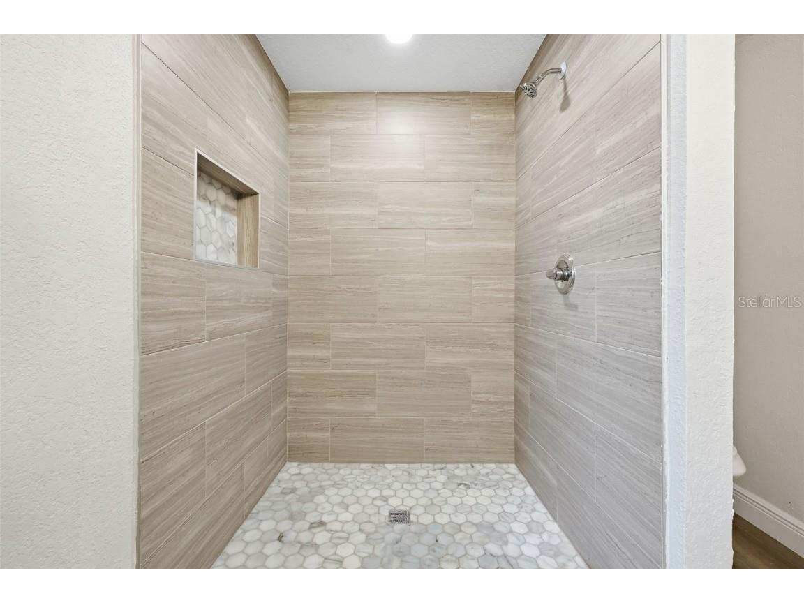 1611 Canal Court Tavares FL 32778 - LAKE EUSTIS G5105084 image38