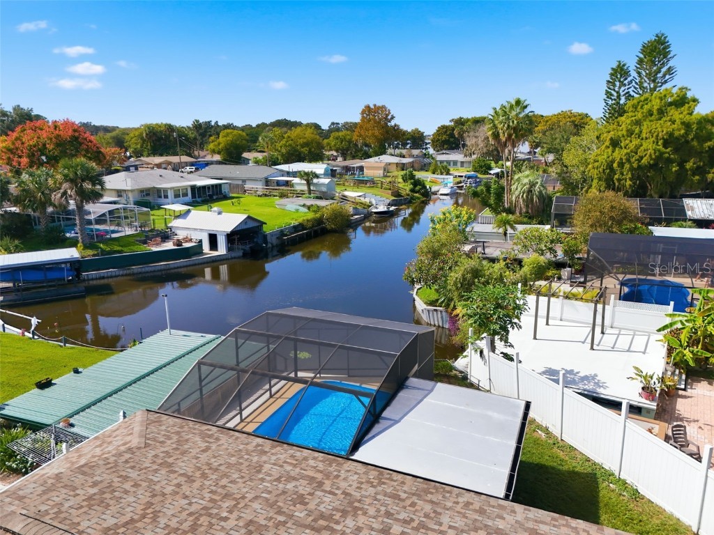 1611 Canal Court Tavares FL 32778 - LAKE EUSTIS G5105084 image4