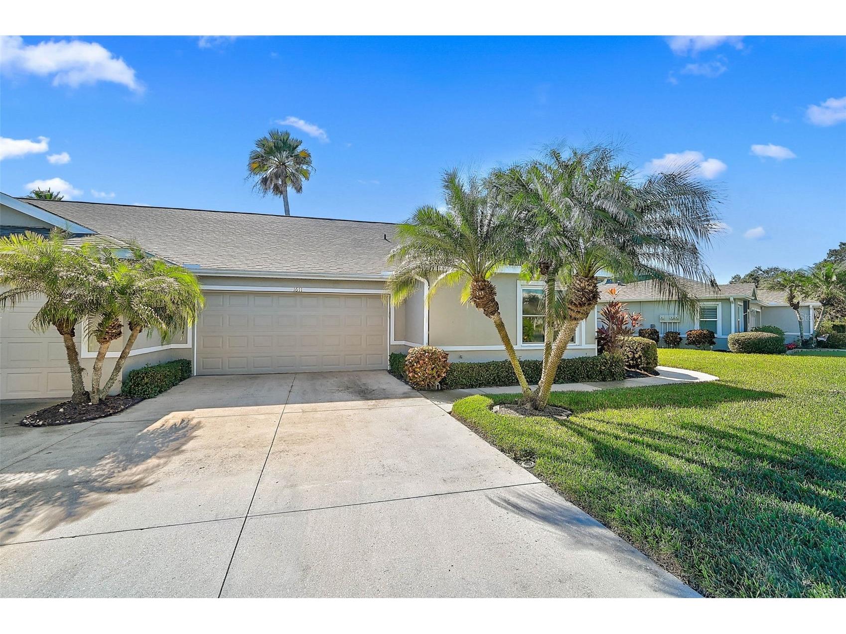 1611 Fairway Oaks Drive Palmetto FL 34221 A4677060 image1