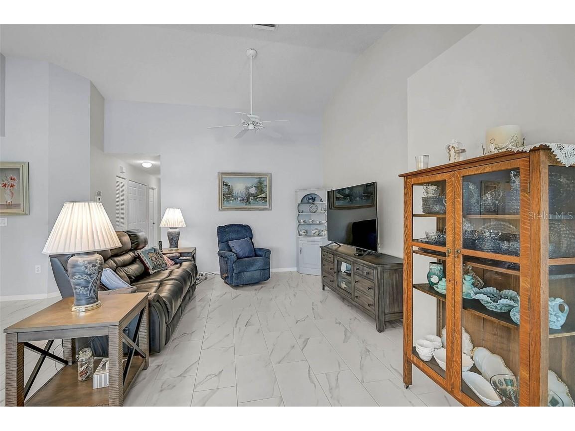 1611 Fairway Oaks Drive Palmetto FL 34221 A4677060 image10