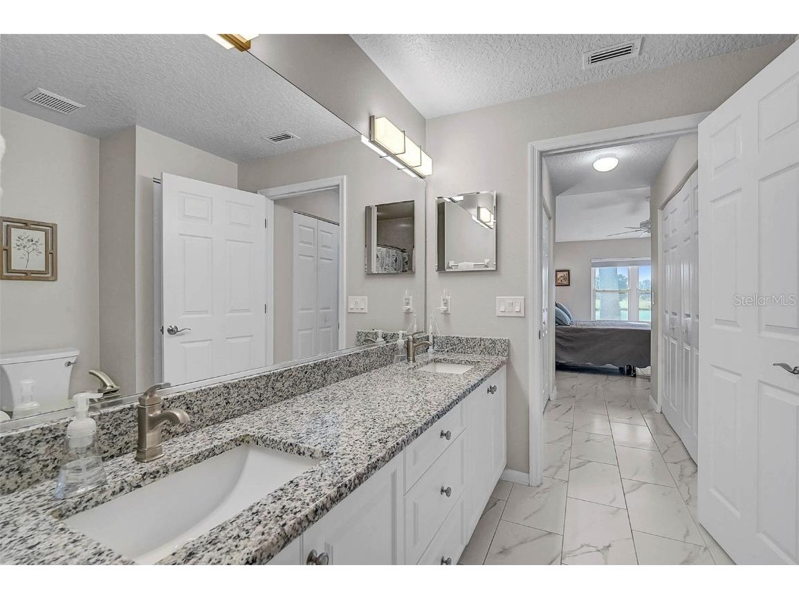 1611 Fairway Oaks Drive Palmetto FL 34221 A4677060 image23