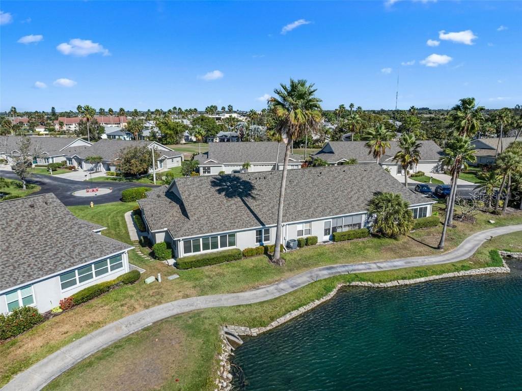 1611 Fairway Oaks Drive Palmetto FL 34221 A4677060 image35