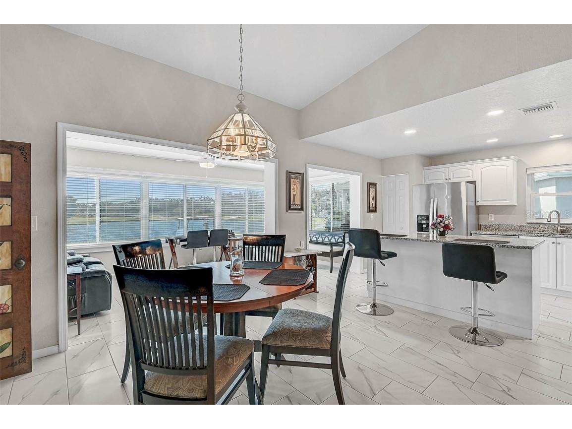 1611 Fairway Oaks Drive Palmetto FL 34221 A4677060 image8