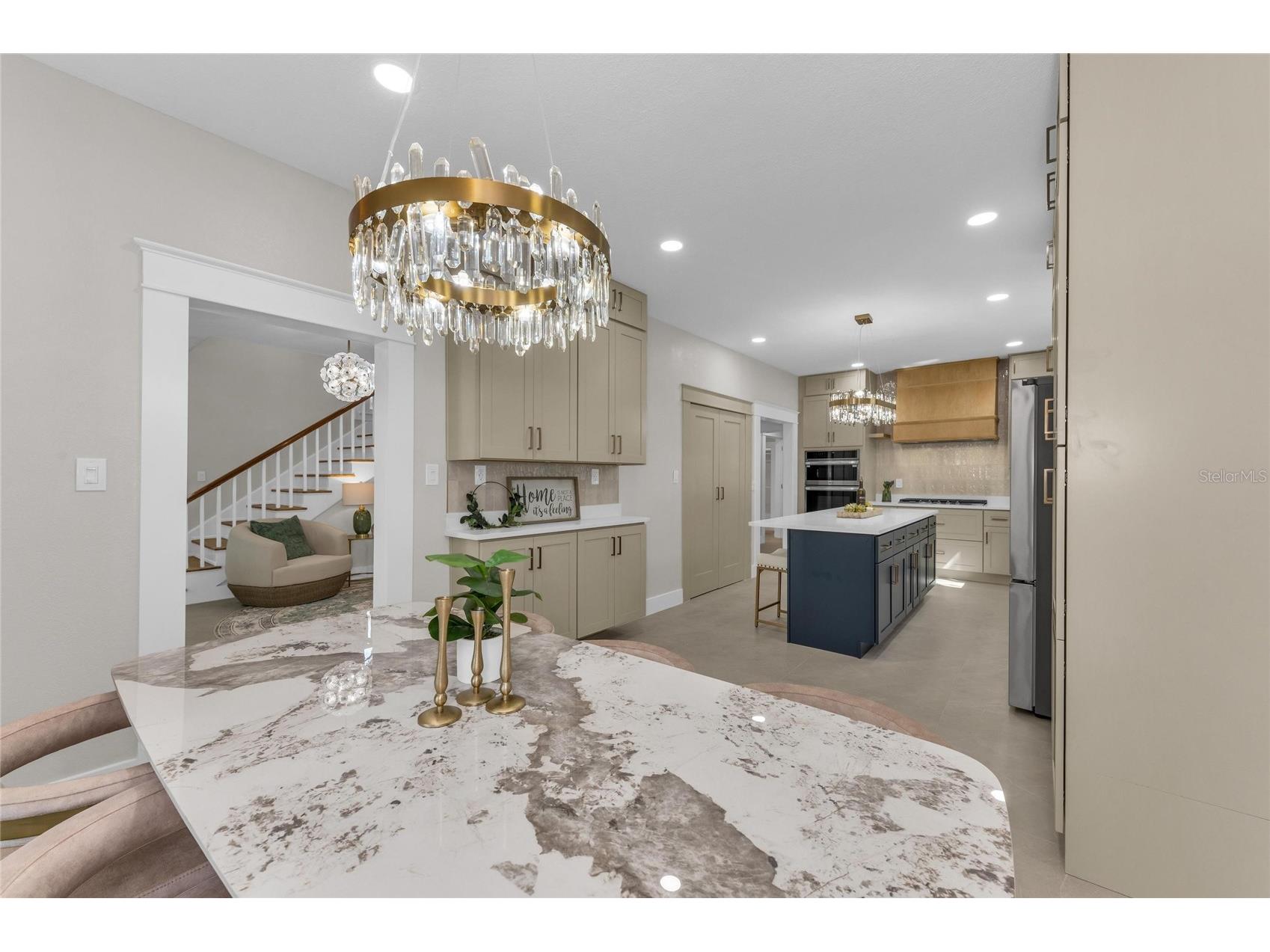 1611 Hyde Park Street Sarasota FL 34239 A4683619 image26