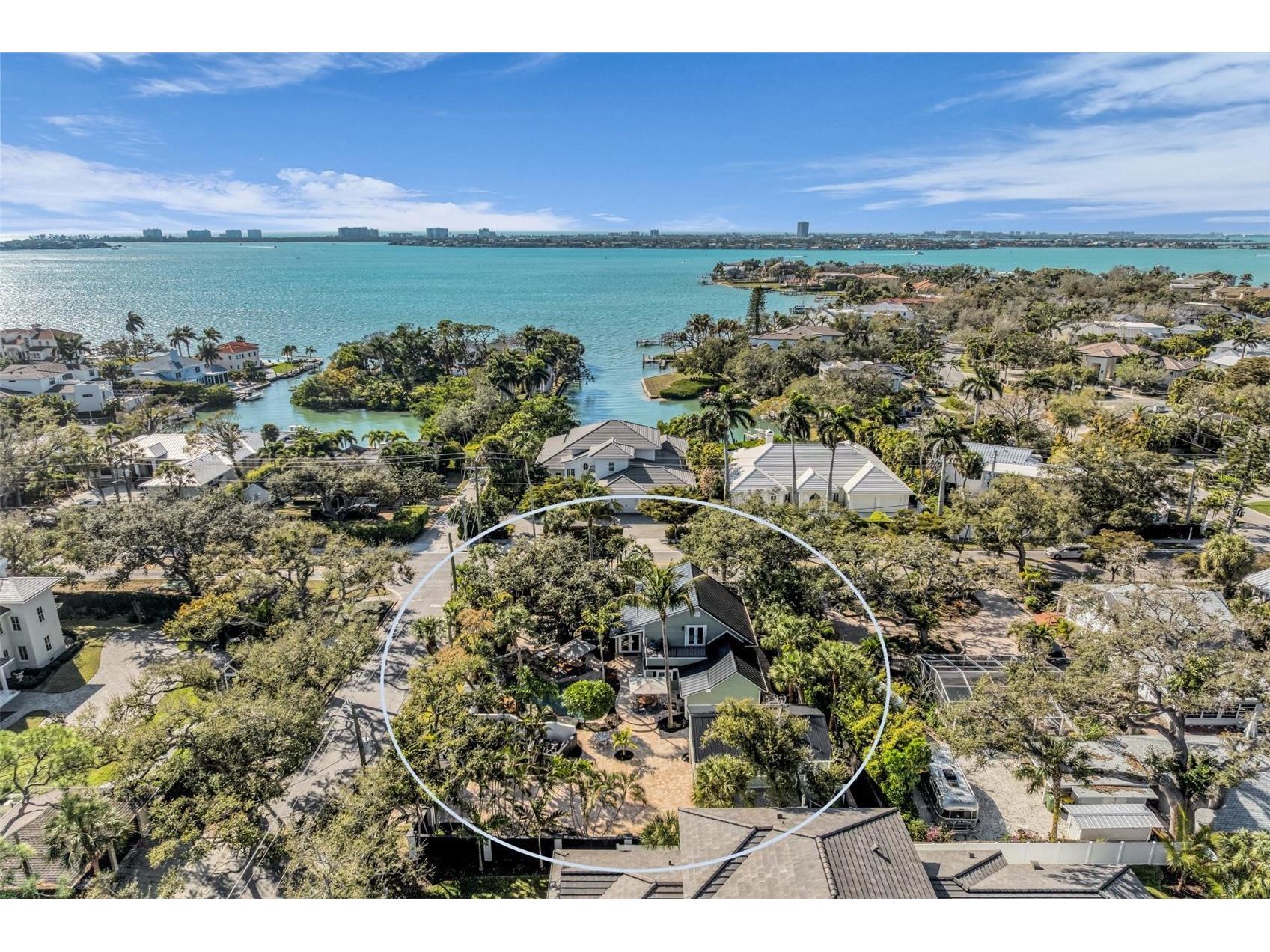 1611 Hyde Park Street Sarasota FL 34239 A4683619 image3