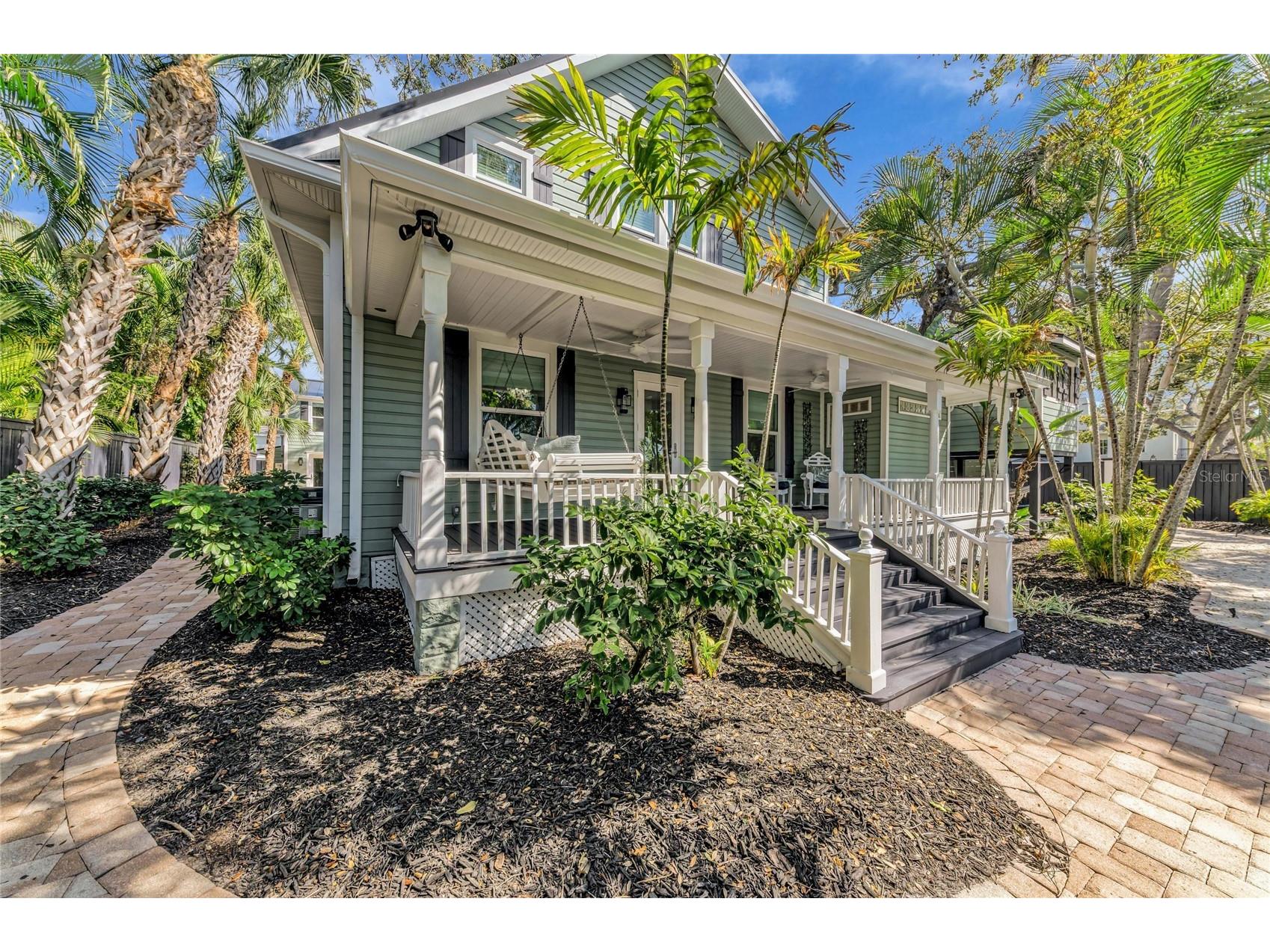 1611 Hyde Park Street Sarasota FL 34239 A4683619 image5