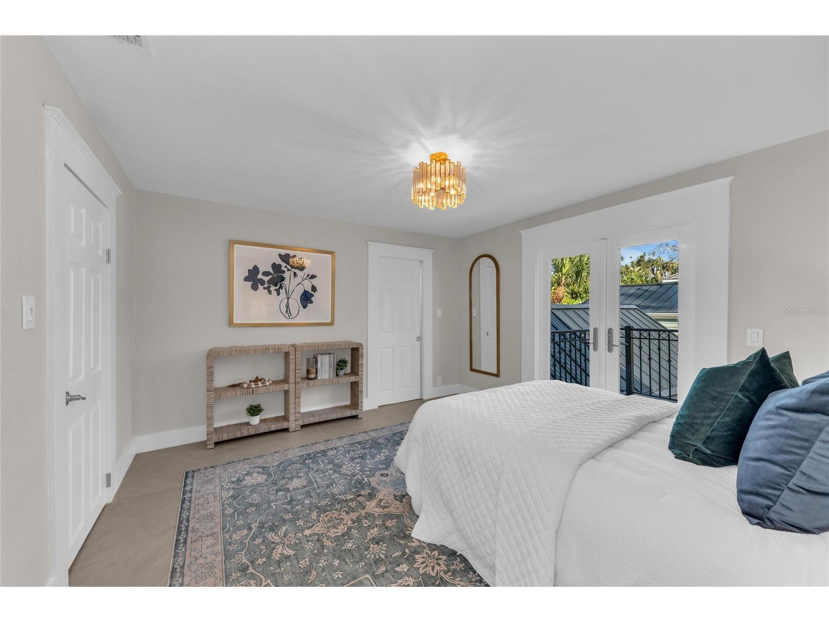 1611 Hyde Park Street Sarasota FL 34239 A4683619 image59