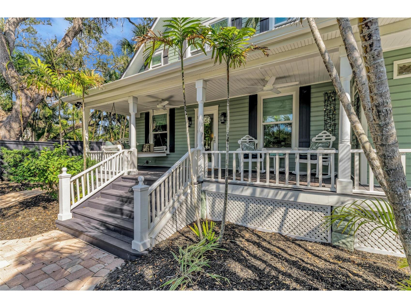 1611 Hyde Park Street Sarasota FL 34239 A4683619 image8