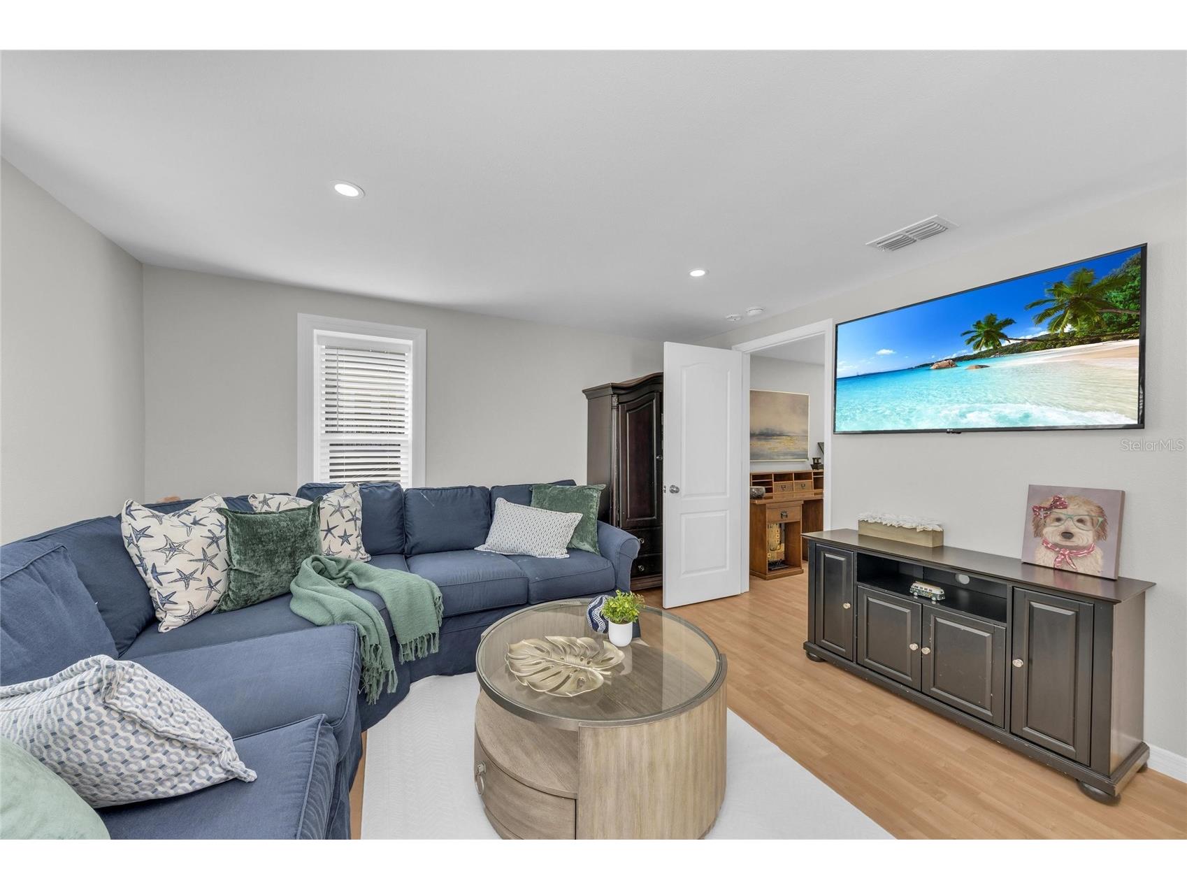 1611 Hyde Park Street Sarasota FL 34239 A4683619 image80