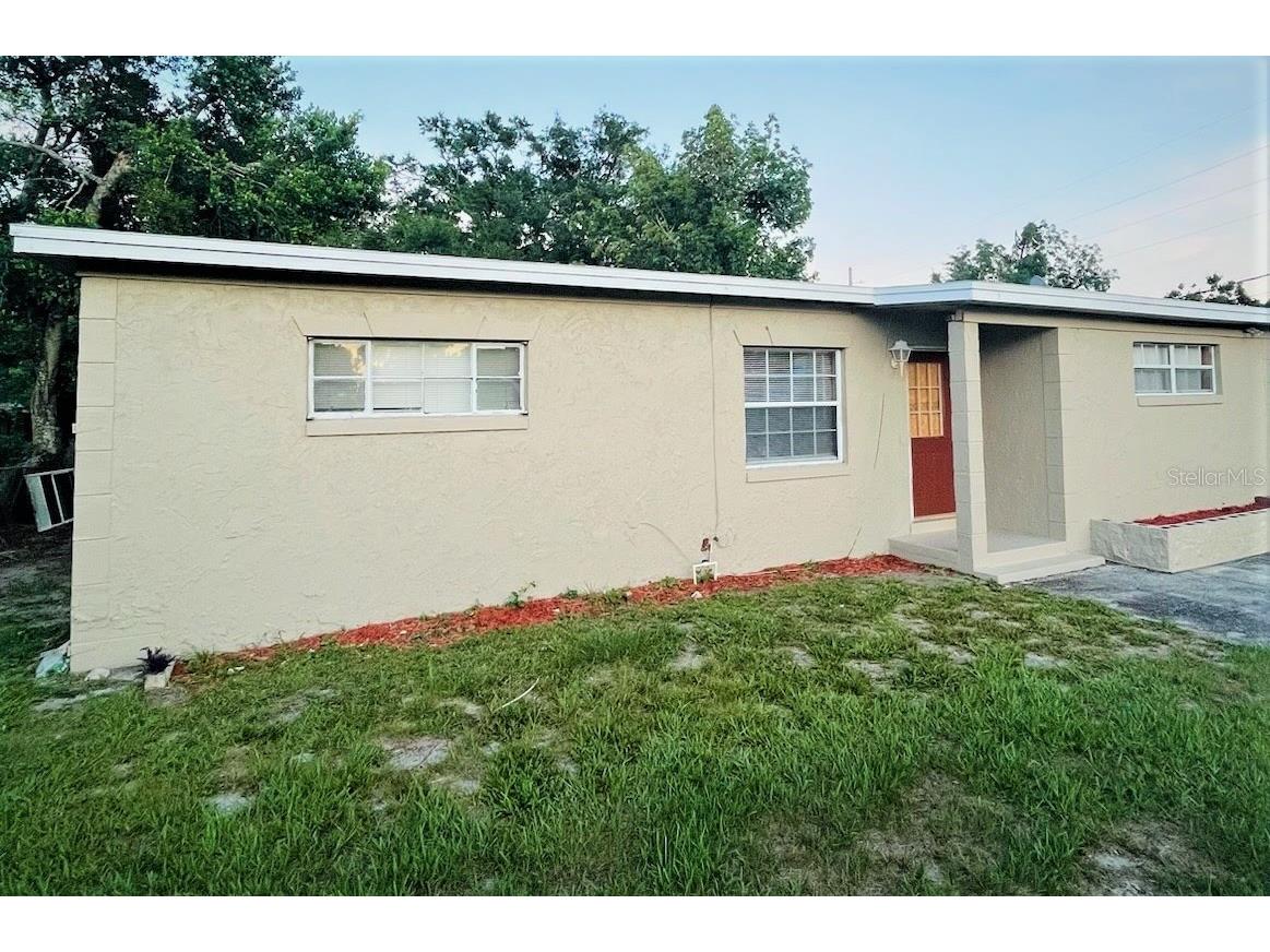 1611 Pontiac Court Orlando FL 32808 O6407081 image2